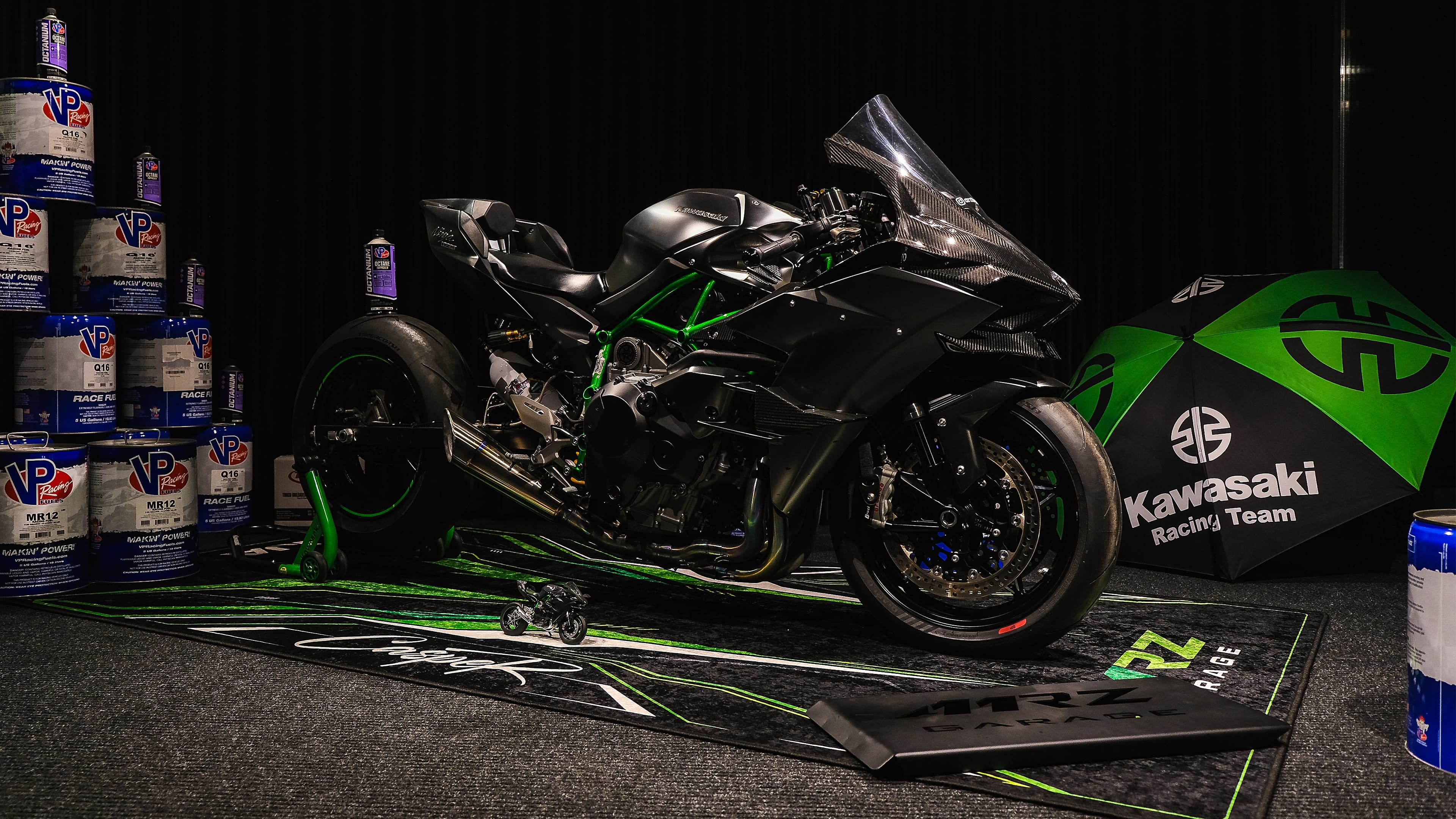 CASPER — Kawasaki Ninja H2R